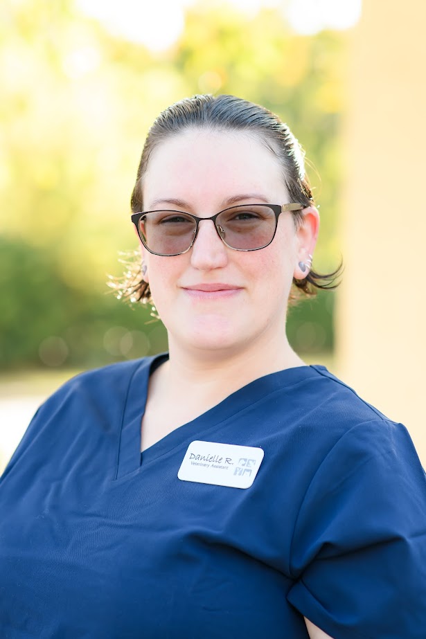 Dani Rawls, Veterinary Assistant